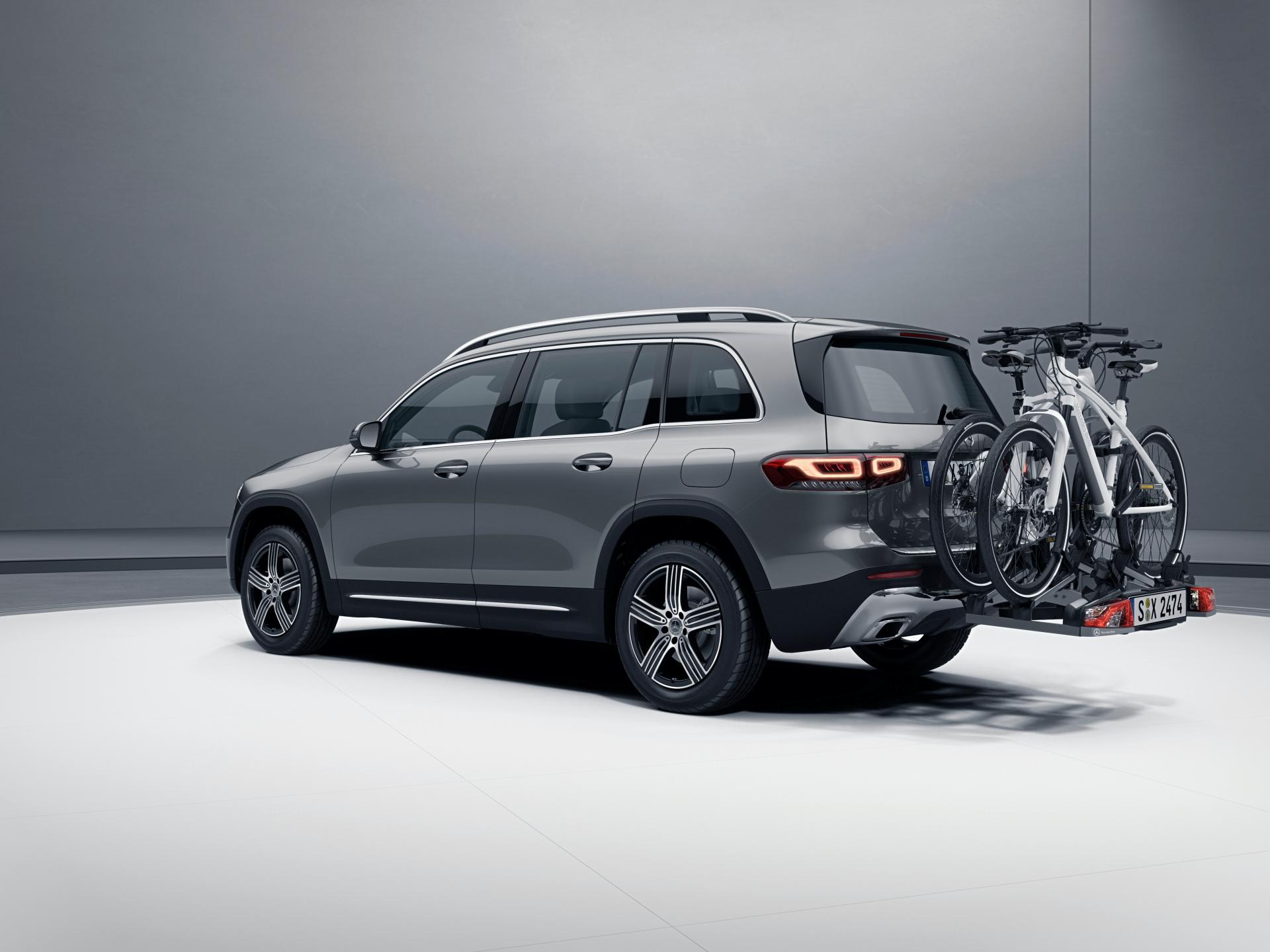 Huge Photo Gallery Will Help You Pick Your Favorite 2020 Mercedes GLB