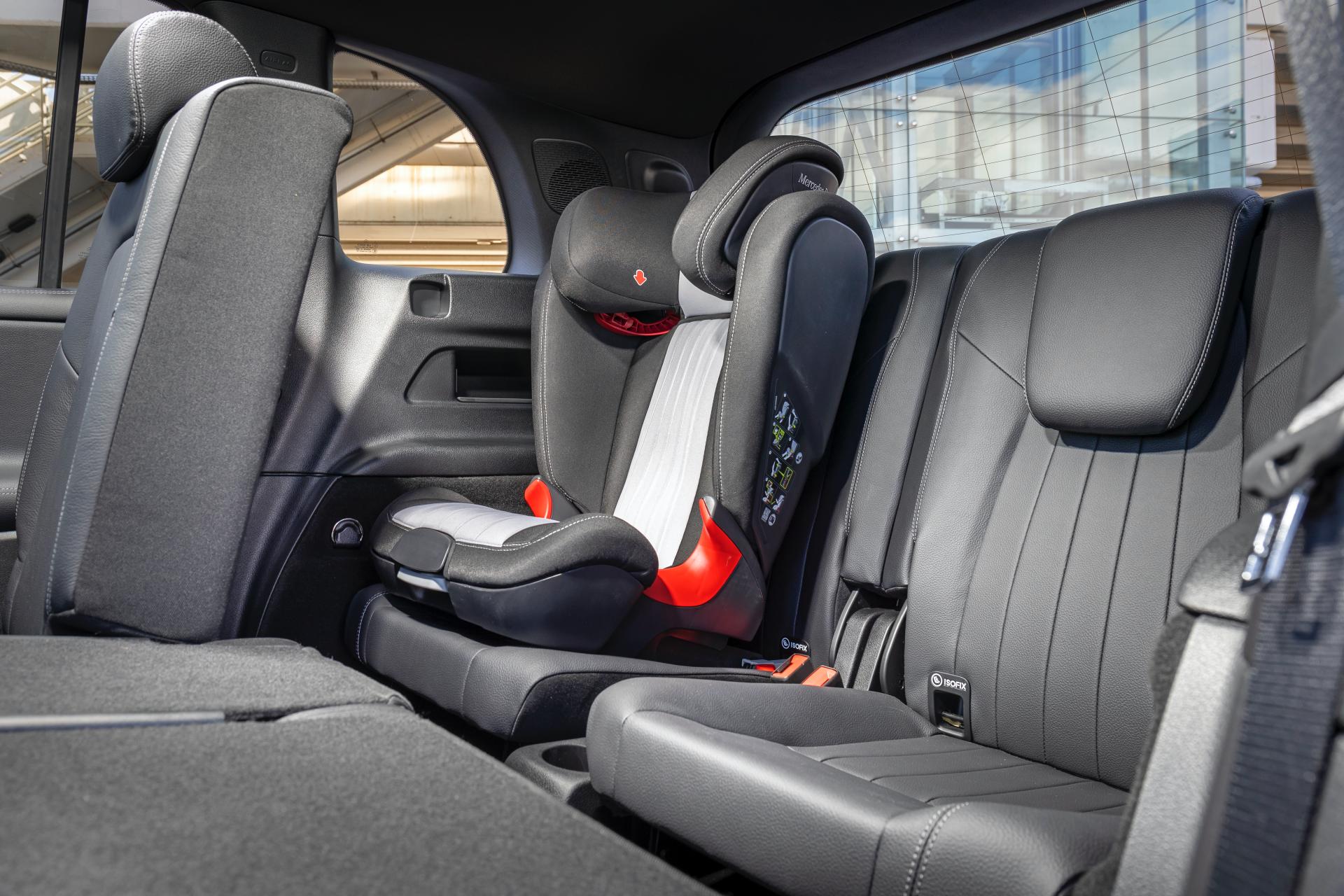 Huge Photo Gallery Will Help You Pick Your Favorite 2020 Mercedes GLB