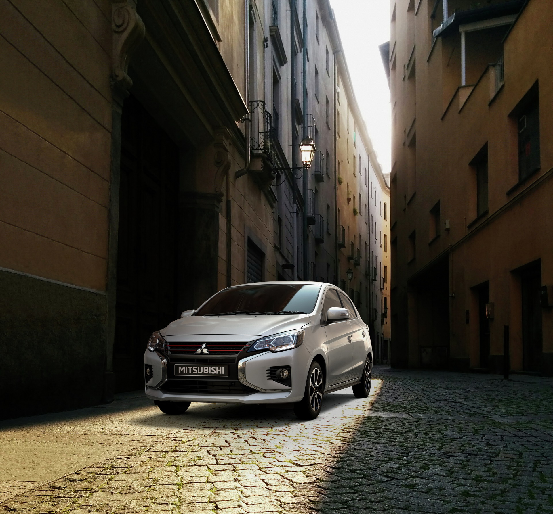 Next-Gen Mitsubishi Outlander Will Debut In Early 2021, Go On Sale Shortly Thereafter