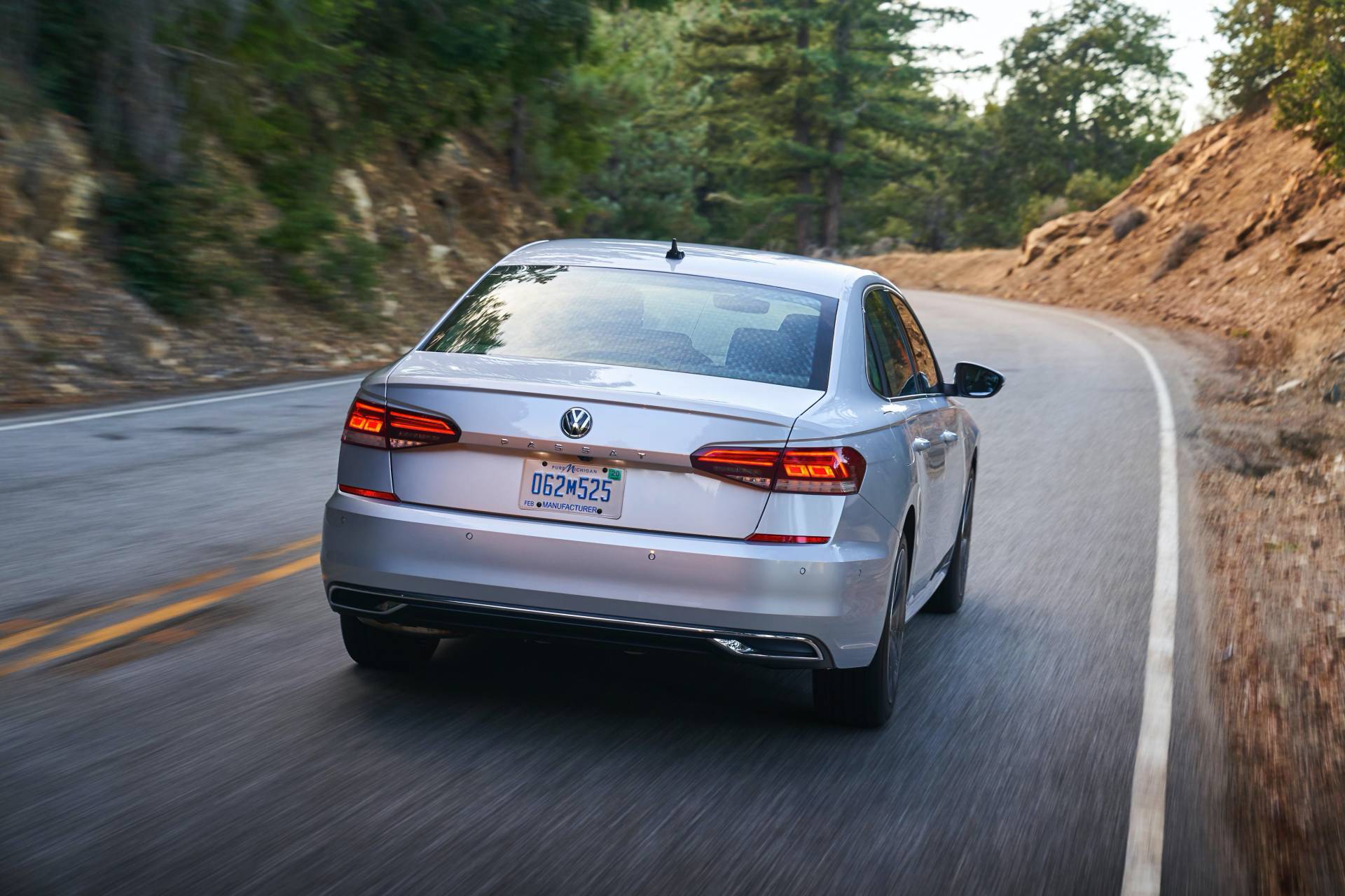 America’s 2020 VW Passat Facelift Reveals What’s New In 61 Photos