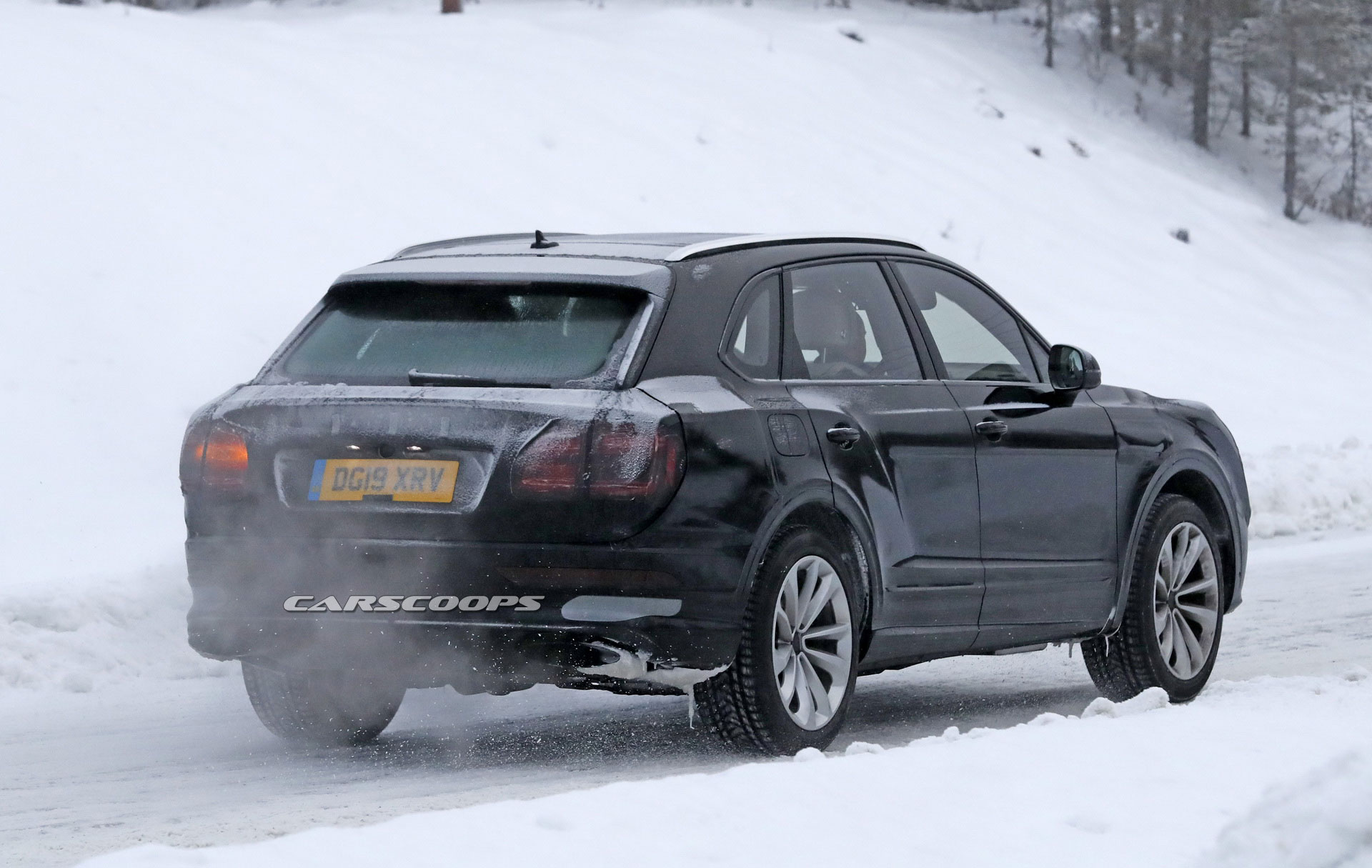 2021 Bentley Bentayga Is All Grown Up And Getting Its First Facelift