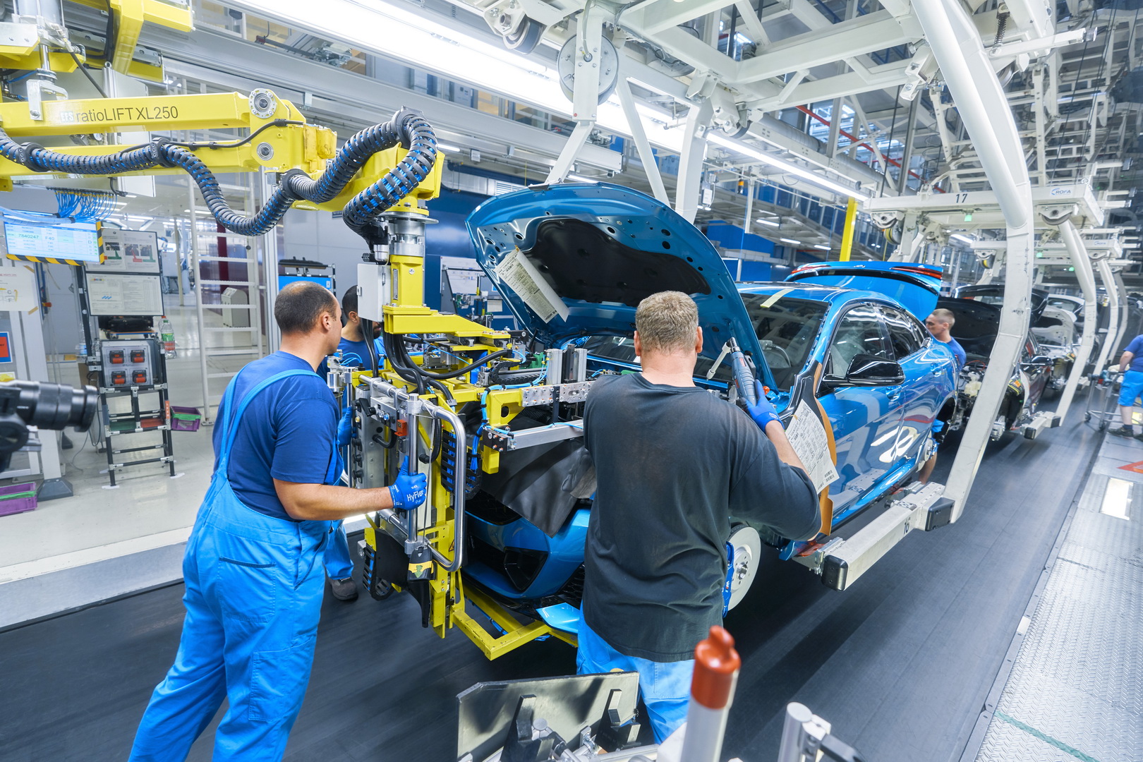 This Is Where BMW Makes The 2020 2-Series Gran Coupe