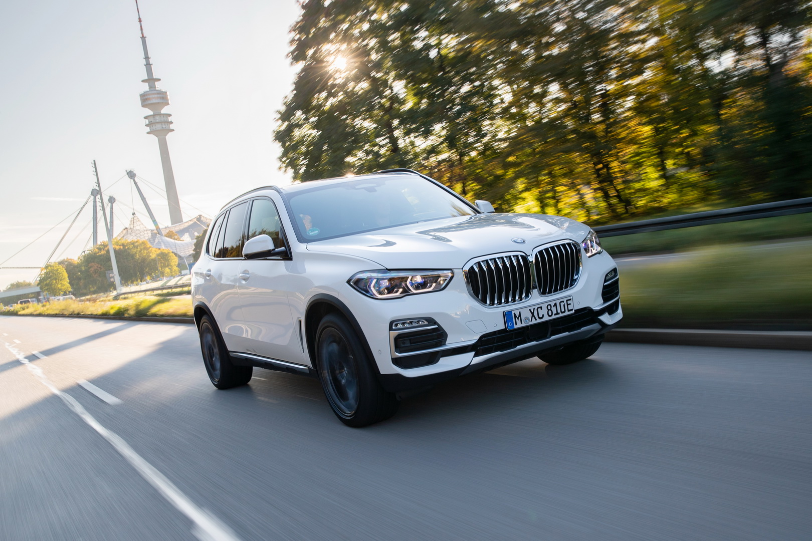 Are 102 Images Enough To Make You Want The BMW X5 xDrive45e?