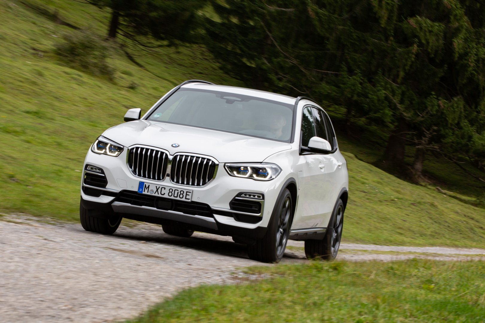 Are 102 Images Enough To Make You Want The BMW X5 xDrive45e?