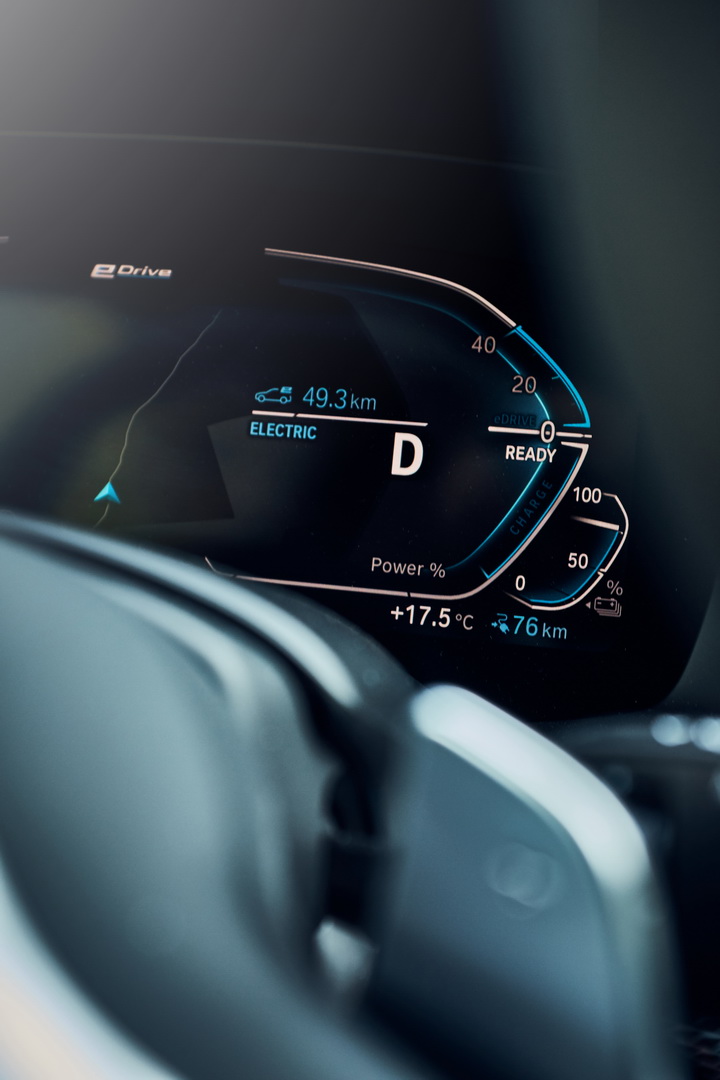 Are 102 Images Enough To Make You Want The BMW X5 xDrive45e?