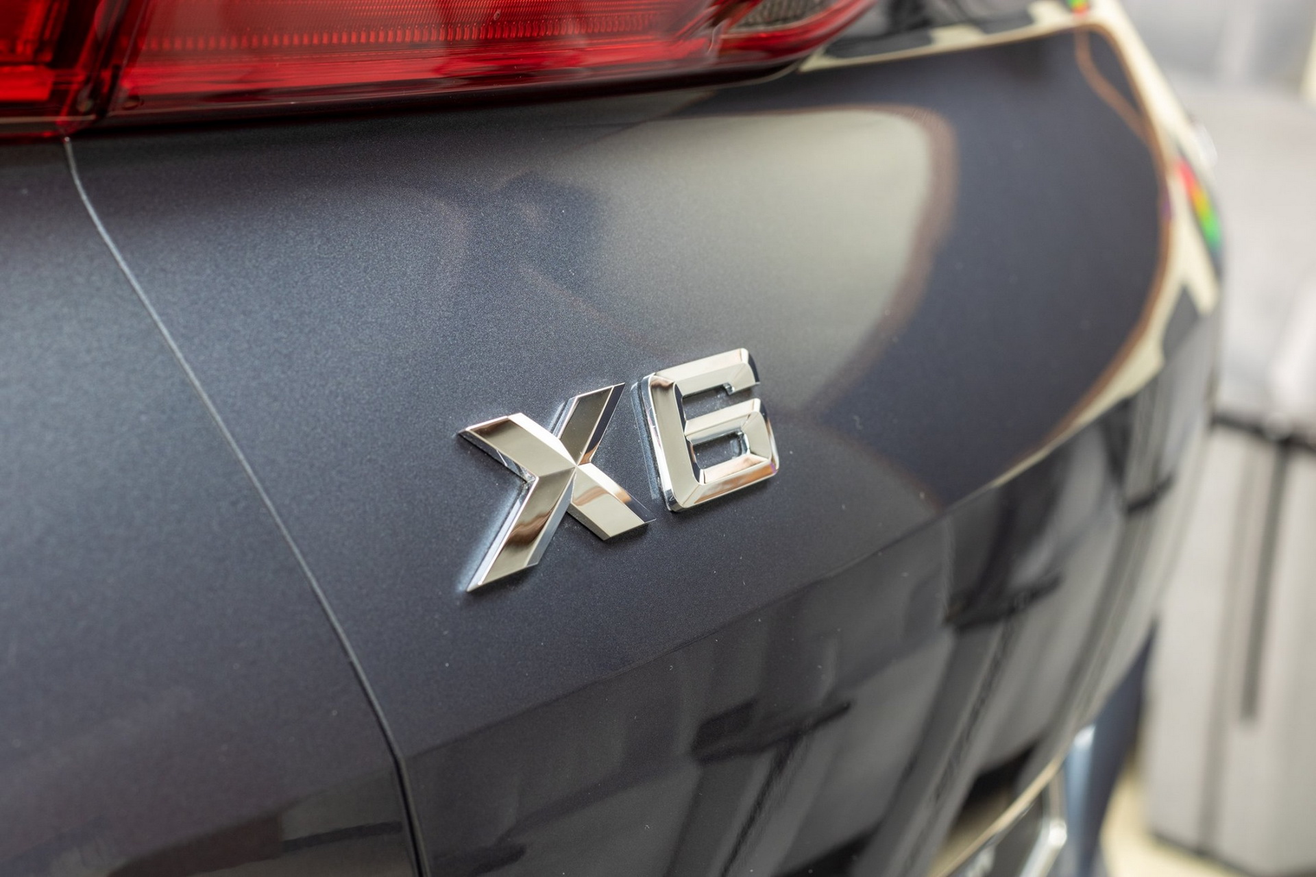 2020 BMW X6 Showcased In Arctic Grey With Black Merino Leather Inside