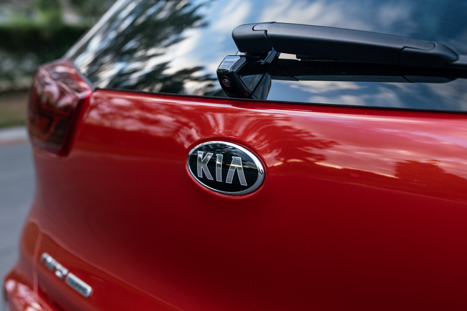 2020 Kia Niro Hybrid Goes Under The Knife, Adds New Tech