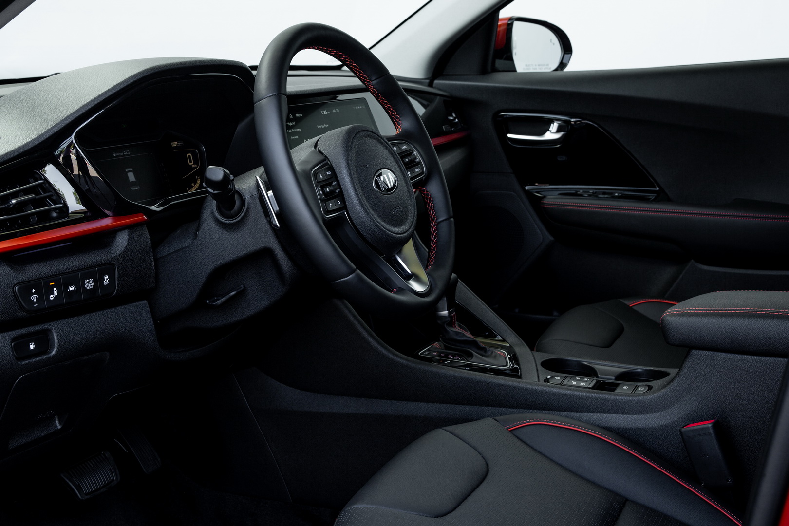 2020 Kia Niro Hybrid Goes Under The Knife, Adds New Tech