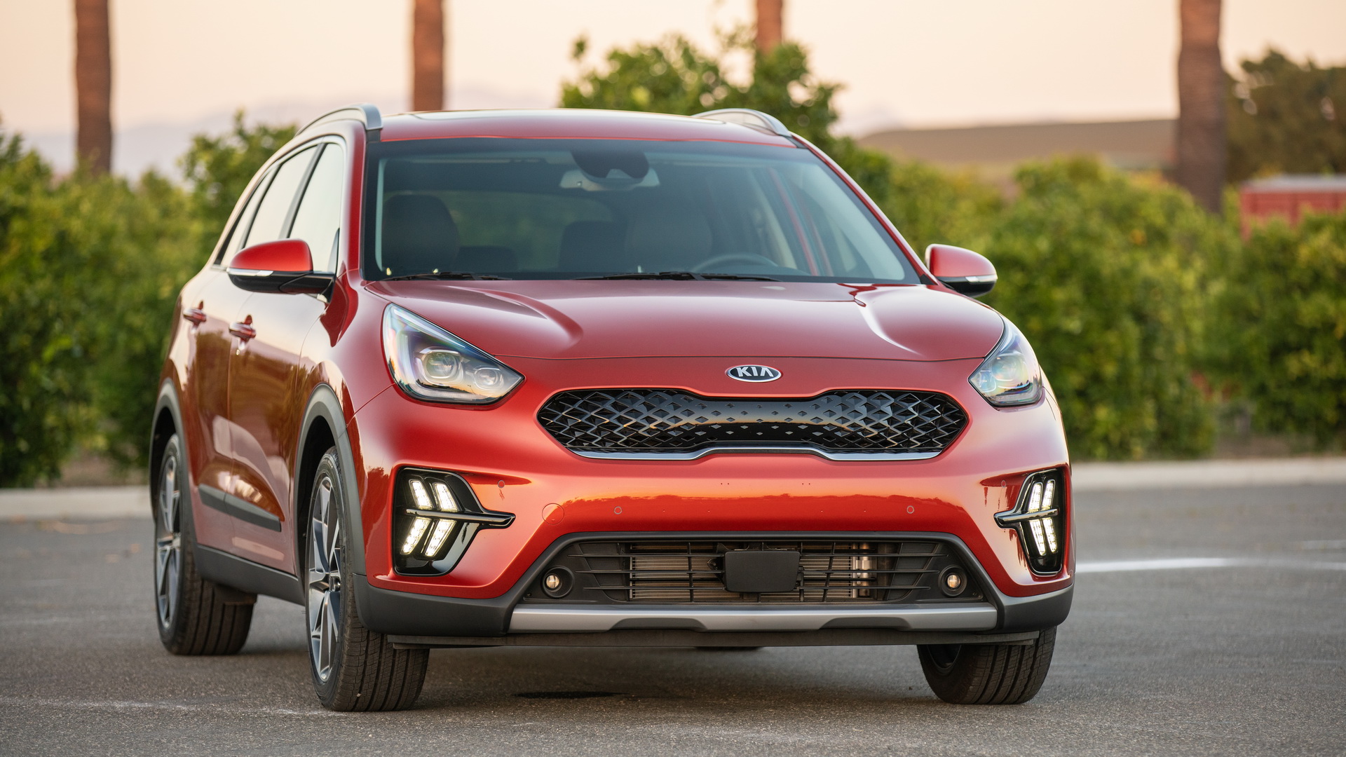 2020 Kia Niro Hybrid Goes Under The Knife, Adds New Tech