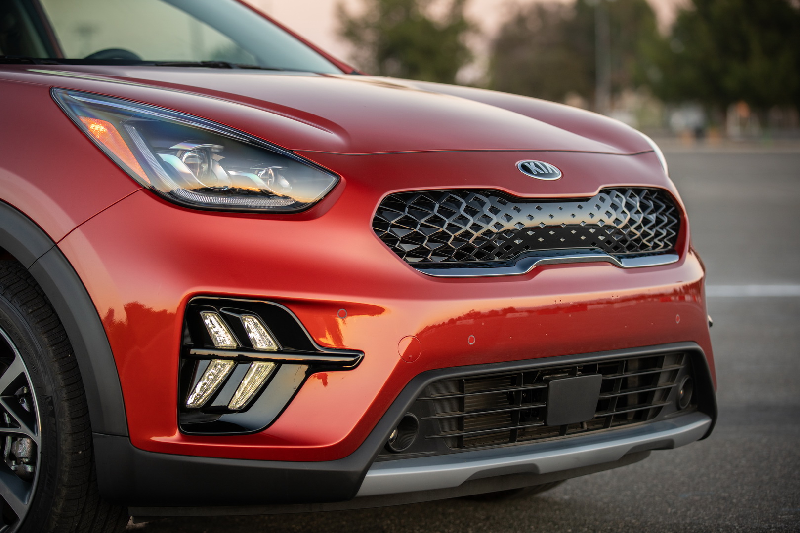 2020 Kia Niro Hybrid Goes Under The Knife, Adds New Tech
