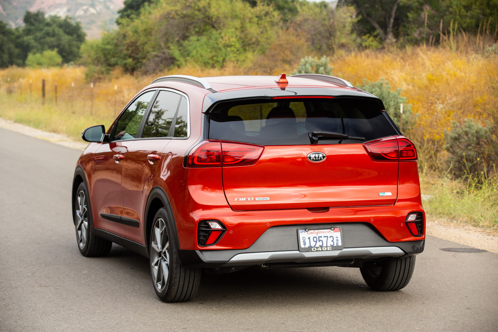 2020 Kia Niro Hybrid Goes Under The Knife, Adds New Tech