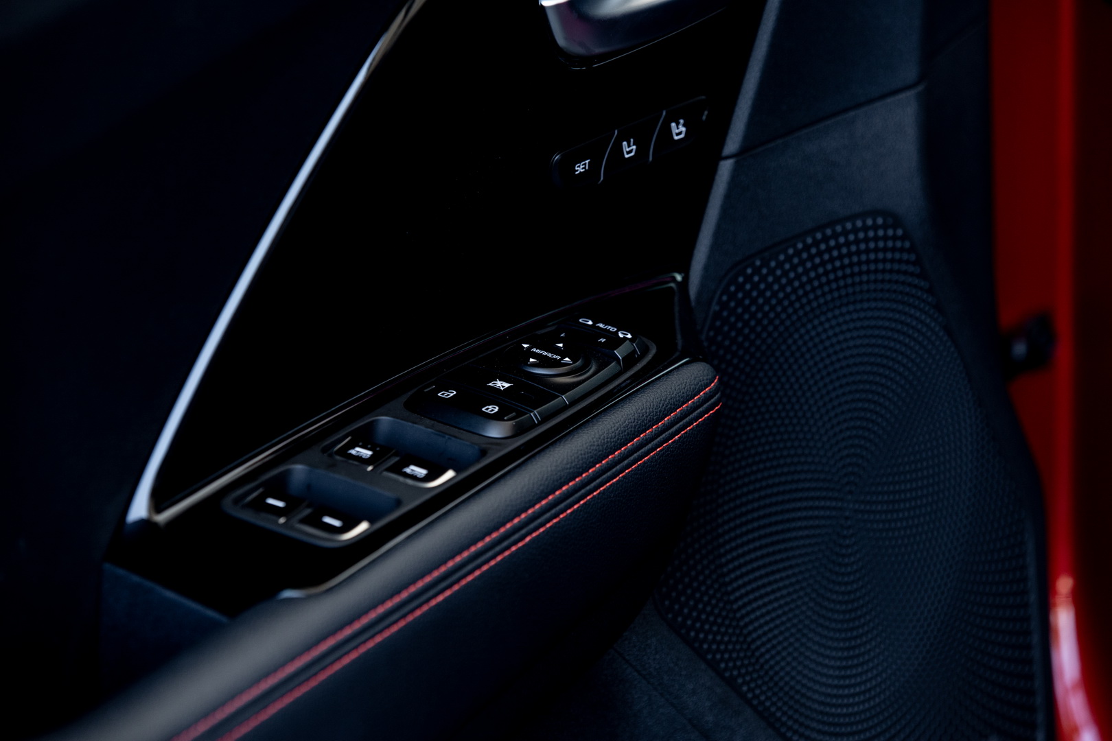 2020 Kia Niro Hybrid Goes Under The Knife, Adds New Tech