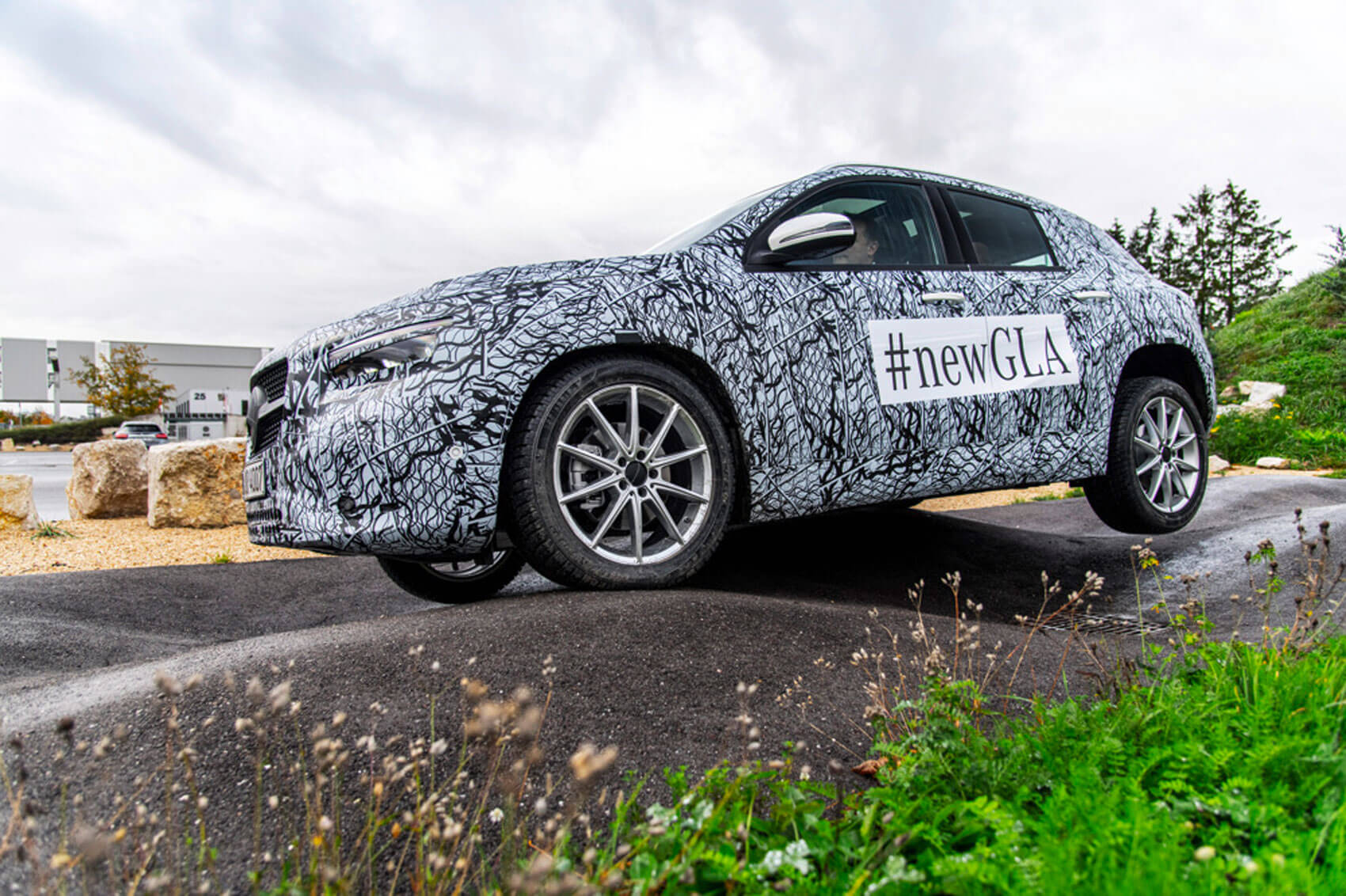 2020 Mercedes-Benz GLA Shows Itself In Official ‘Spy Shots’