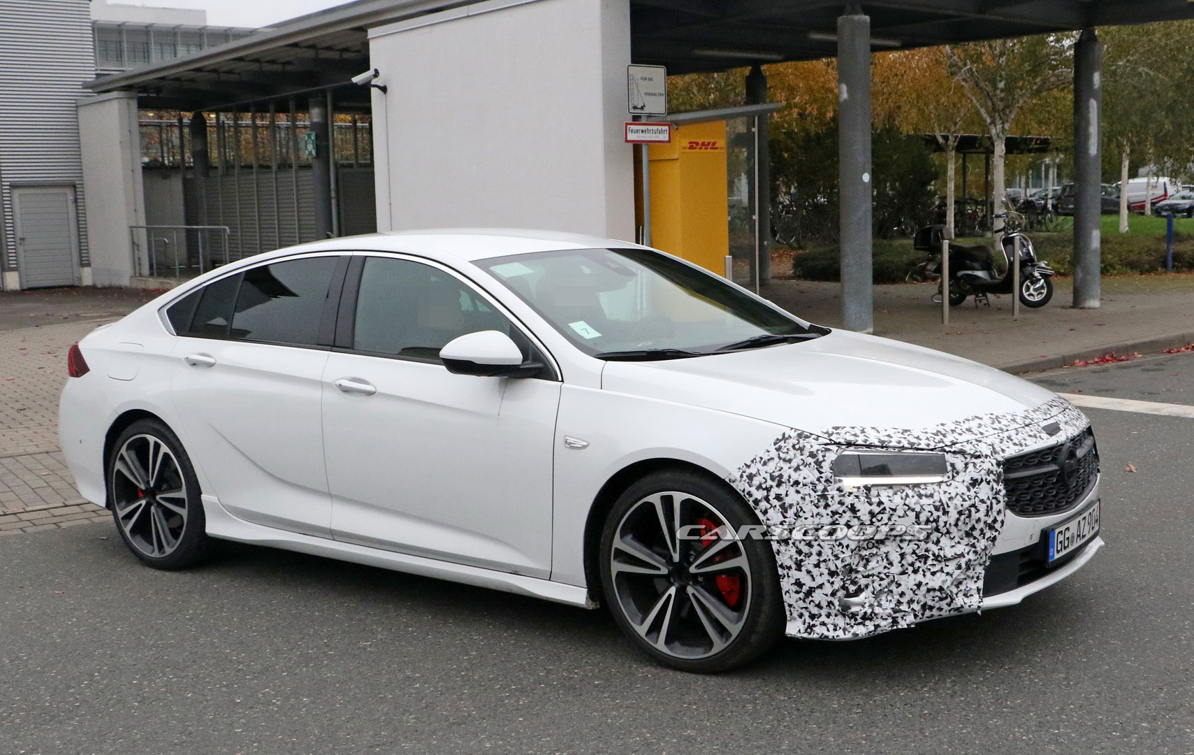 PSA Freshens Up The Opel Insignia, GM Platform Is Still On Deck