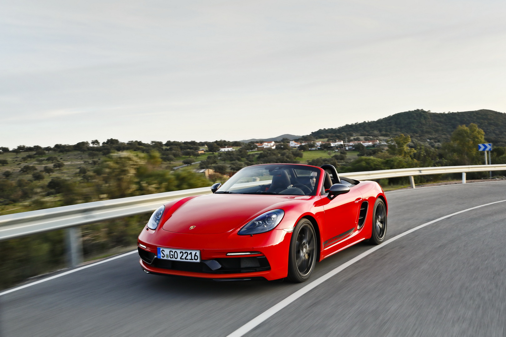 Porsche Finally Launches 718 Cayman T And Boxster T In The U.S.