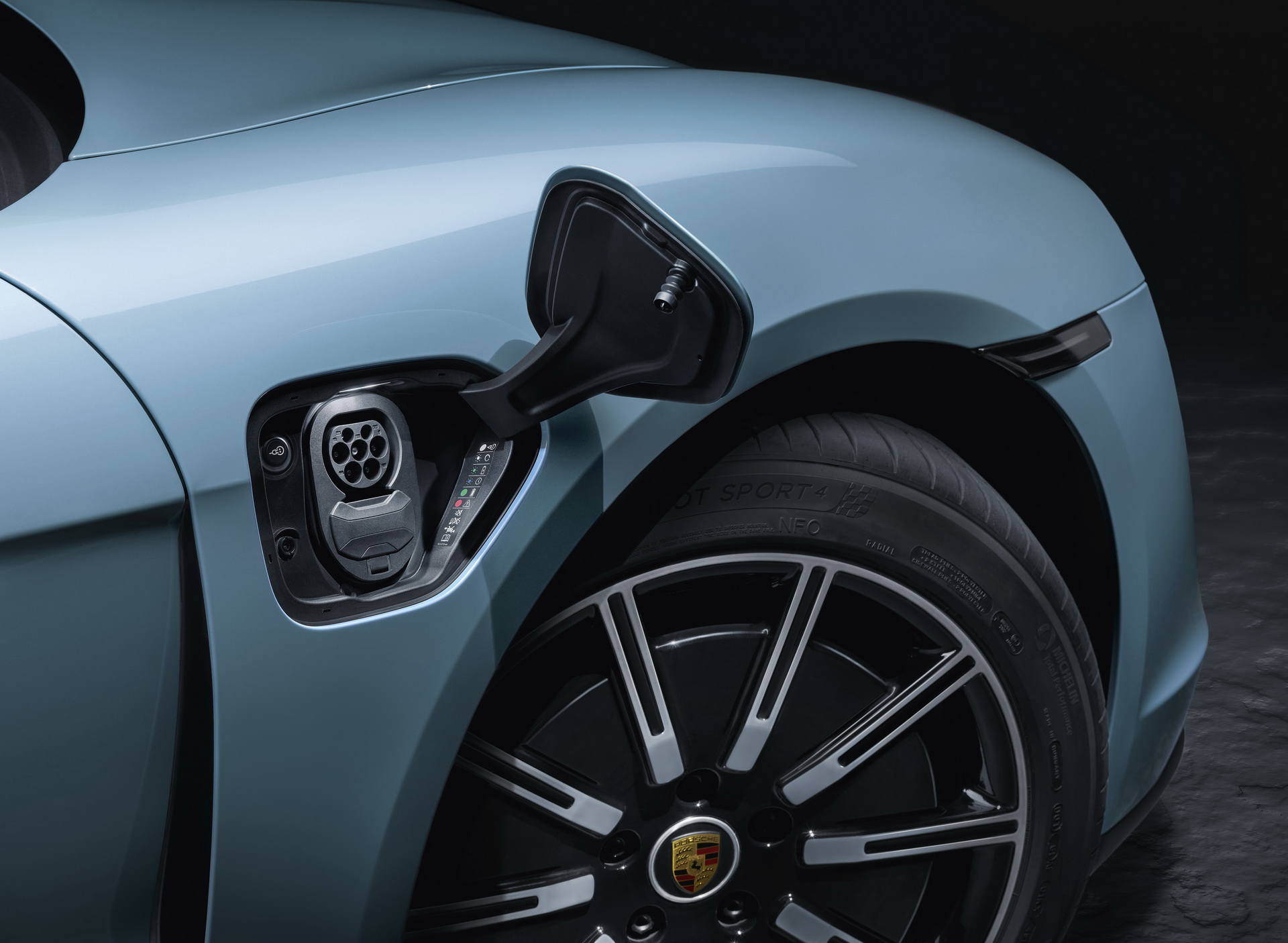 Current Entry-Level Porsche Taycan 4S Is Still Ridiculously Quick