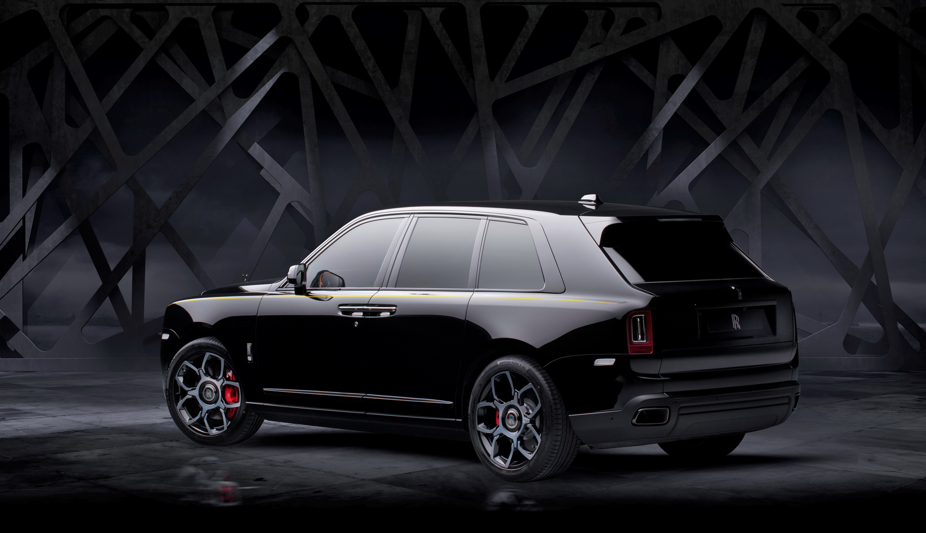 2020 Rolls-Royce Cullinan Black Badge photos and specs: blacked-out look  for the luxury SUV