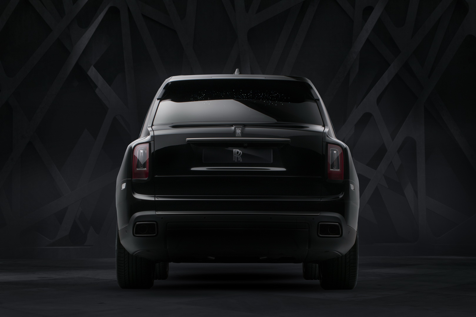 2020 Rolls-Royce Cullinan Black Badge Joins The Dark Side With More Power