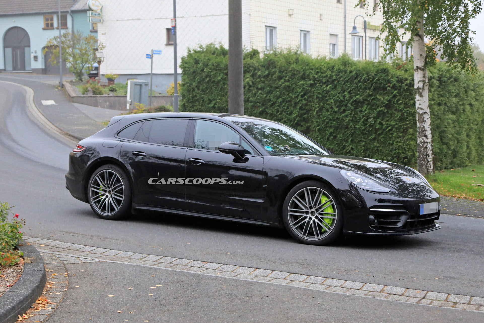 2021 Porsche Panamera Sport Turismo Spied Too, Has A 992 Vibe About It