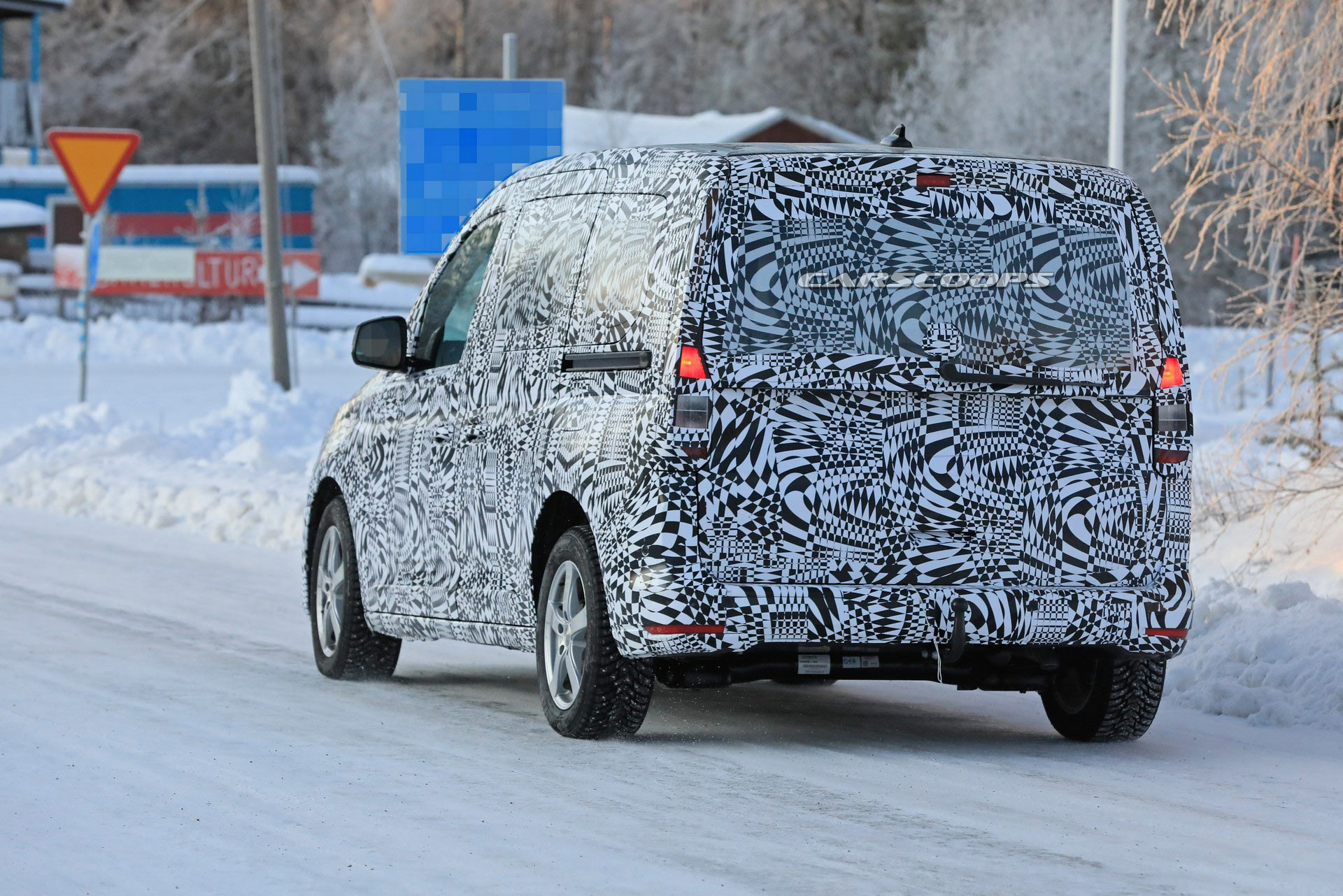 New VW Caddy Previewed In More Realistic Sketches Ahead Of February Debut