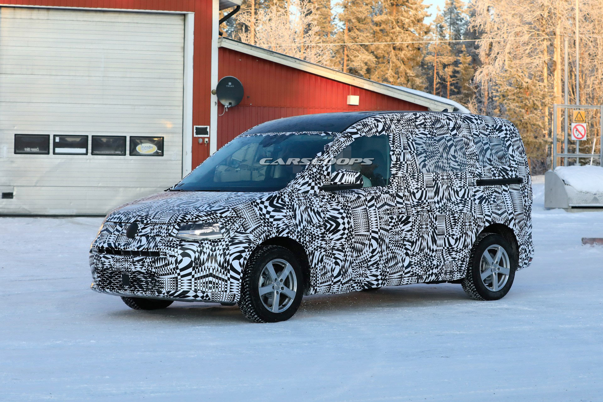 New VW Caddy Previewed In More Realistic Sketches Ahead Of February Debut