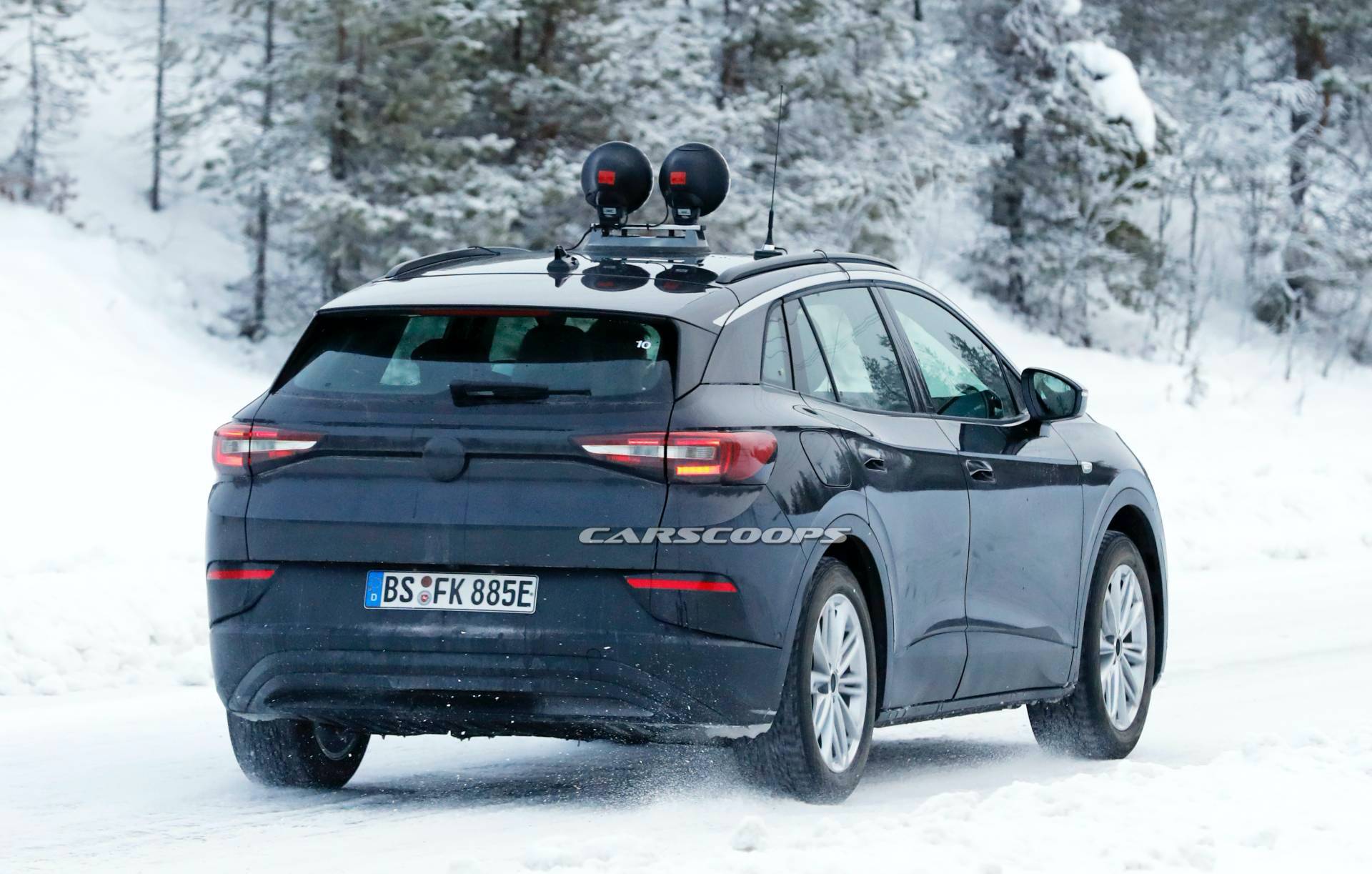 VW Cheekily Tries To Hide 2021 ID.4 Electric Crossover As An… Opel