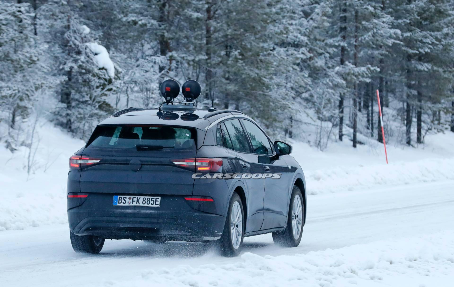 VW Cheekily Tries To Hide 2021 ID.4 Electric Crossover As An… Opel