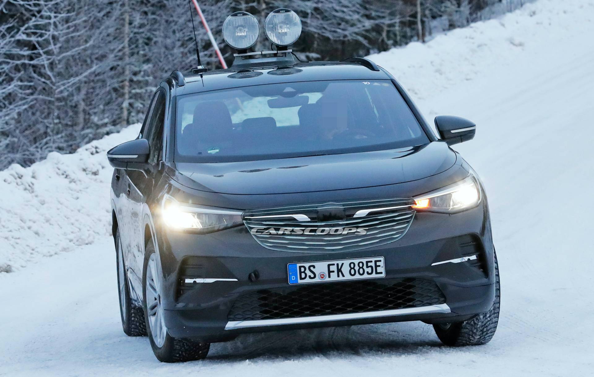 VW Cheekily Tries To Hide 2021 ID.4 Electric Crossover As An… Opel