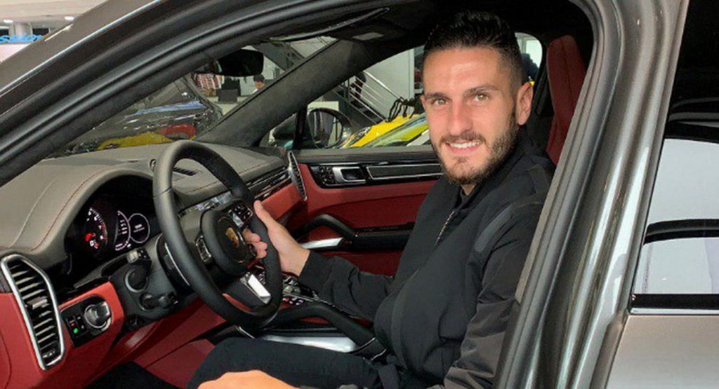  Atletico Madrid Star Buys 2020 Porsche Cayenne Turbo Coupe