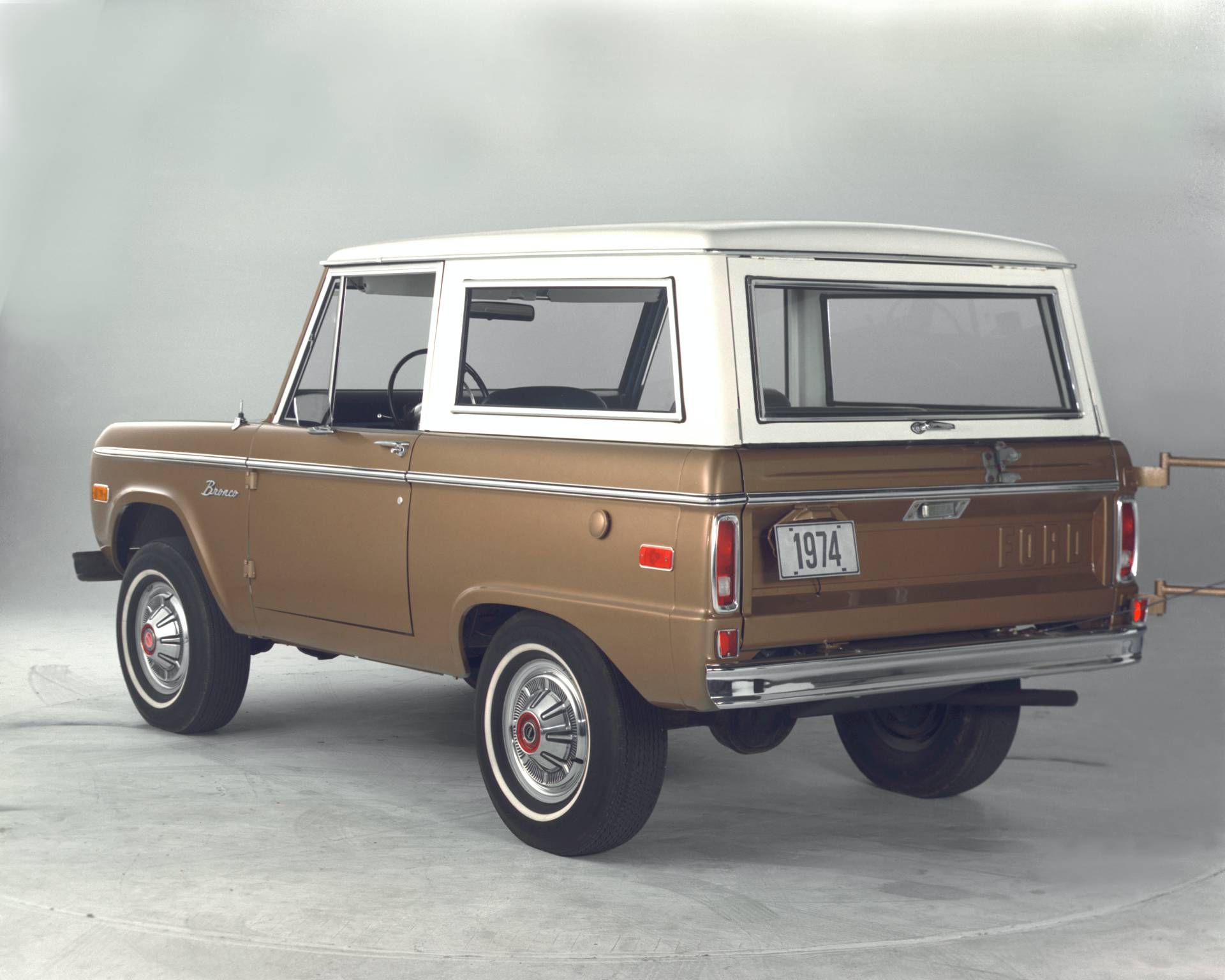 All-New Ford Bronco’s World Debut Confirmed For Spring 2020
