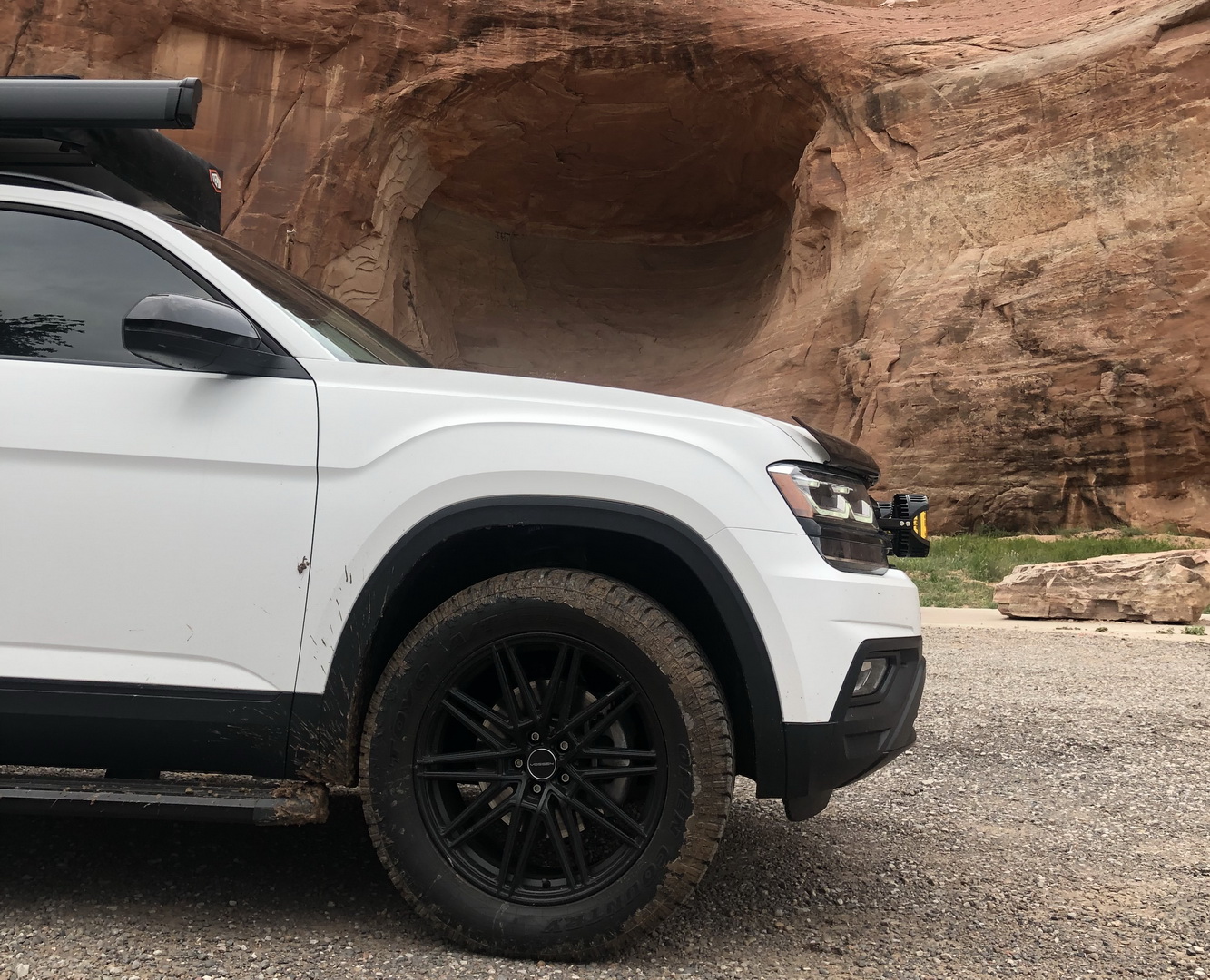 VW Rocks SEMA With Three Atlas Concepts, Tuned Jetta GLI