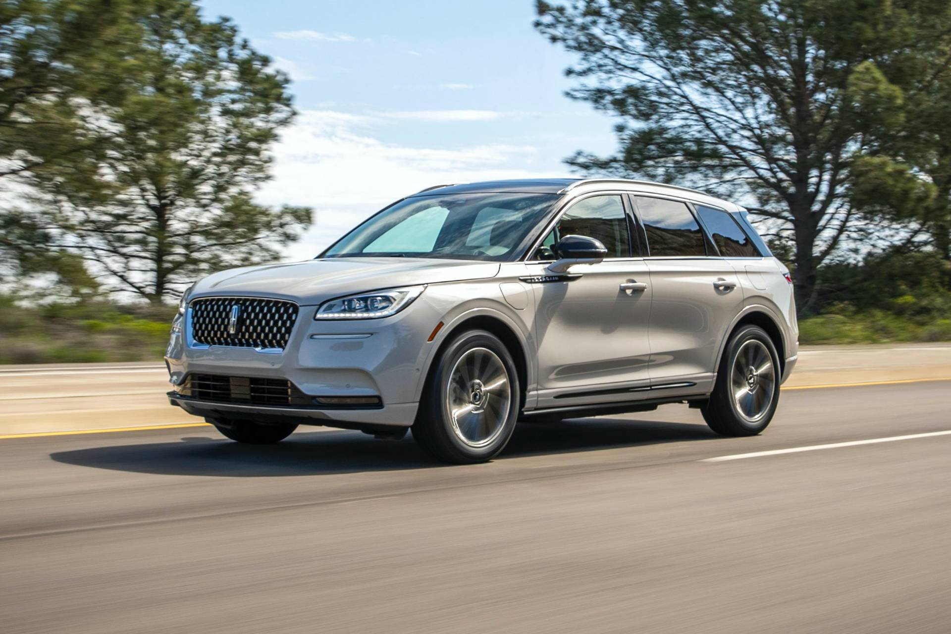 2021 Lincoln Corsair Grand Touring PHEV Has e-AWD, 266 HP And 25 Miles Electric Range