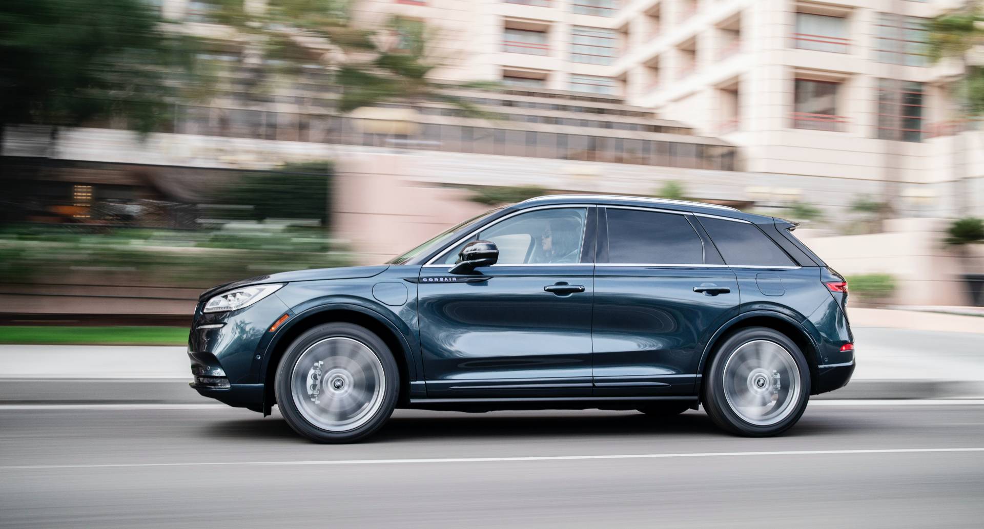 2021 Lincoln Corsair Grand Touring PHEV Has e-AWD, 266 HP And 25 Miles Electric Range