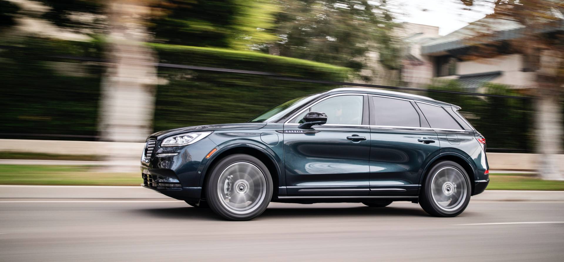 2021 Lincoln Corsair Grand Touring PHEV Has e-AWD, 266 HP And 25 Miles Electric Range