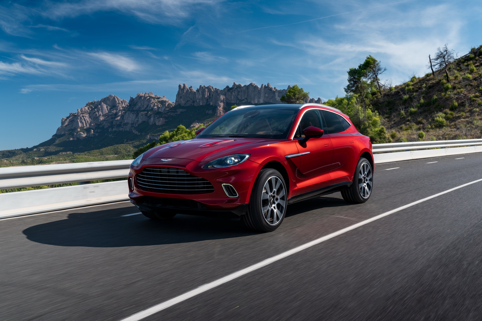 The Stunning 2020 Aston Martin DBX Is A Sexy Utility Vehicle With 542 HP