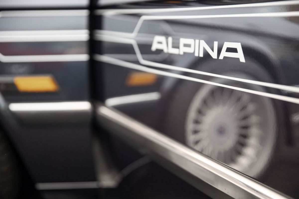 This BMW Alpina B7 Turbo Comes From An Era When Sedans Could Spank A 911
