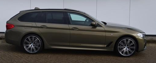 BMW Individual’s Brass Metallic Looks Classy On 5-Series Touring