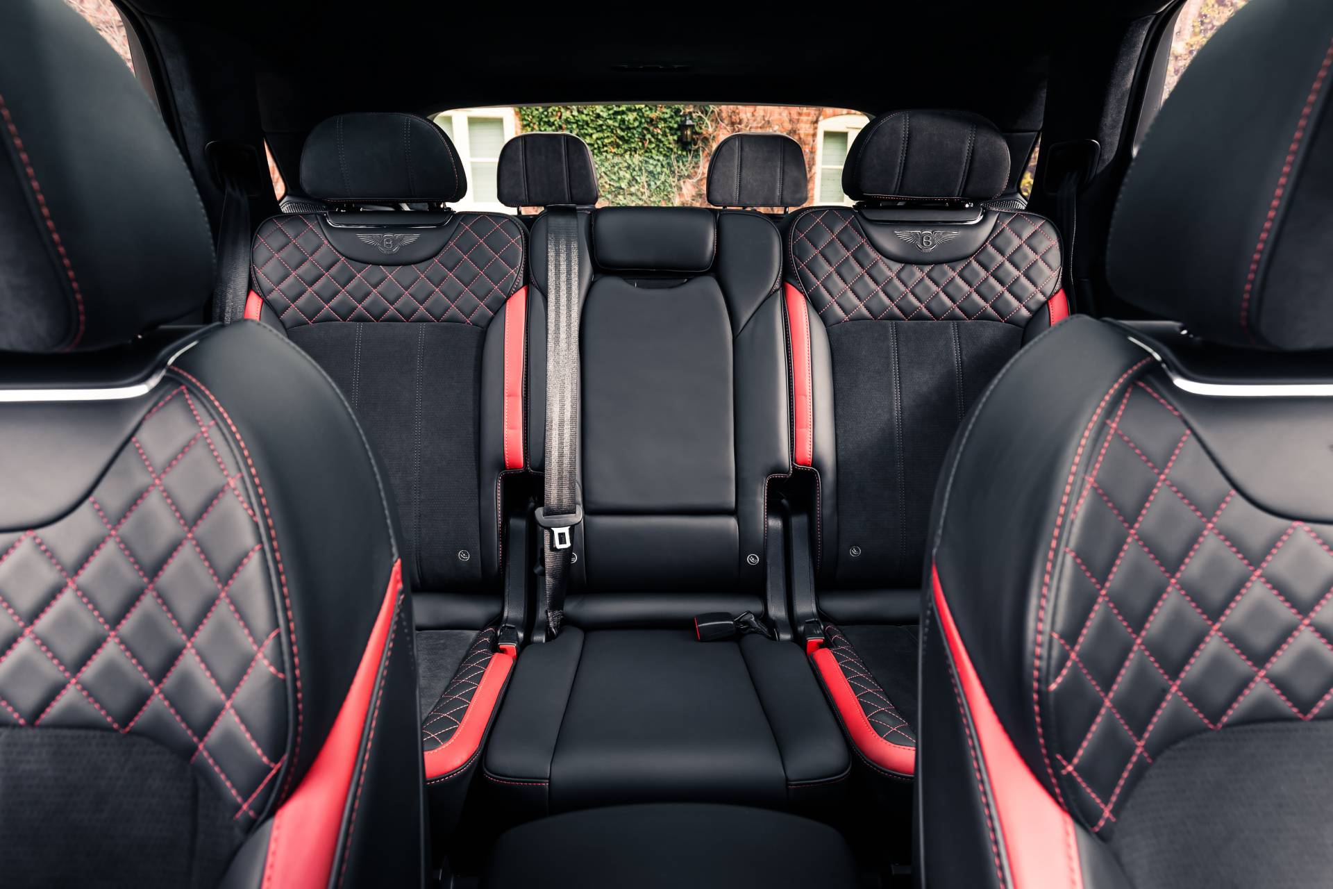 New Four- And Seven-Seat Options Enhance Bentley Bentayga’s Versatility