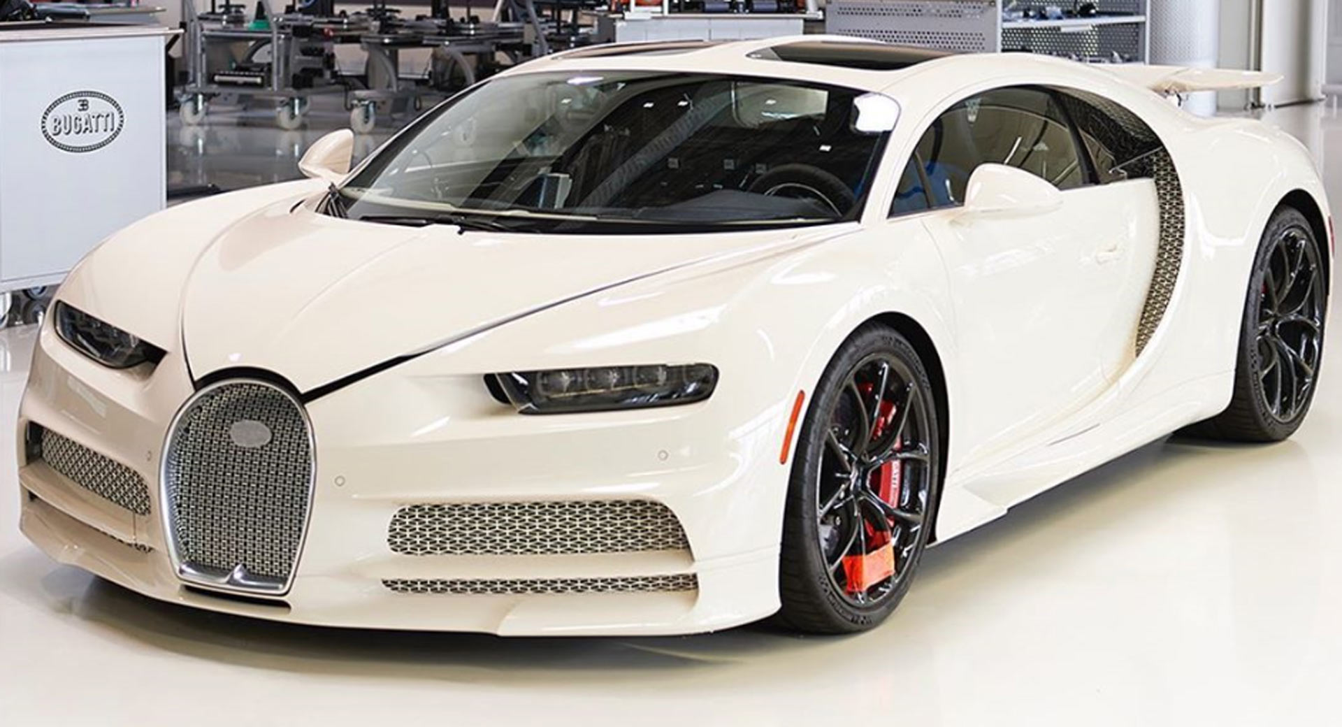 This Bugatti  Chiron  Was Created With The Help Of Hermes  
