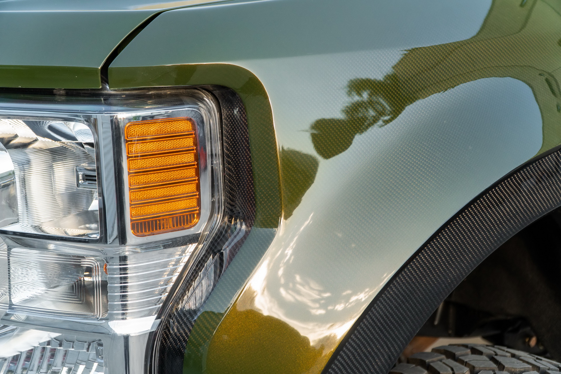 Ford ‘Baja Forged’ Super Duty By LGE-CTS Is Ready To Save Raptors In Distress