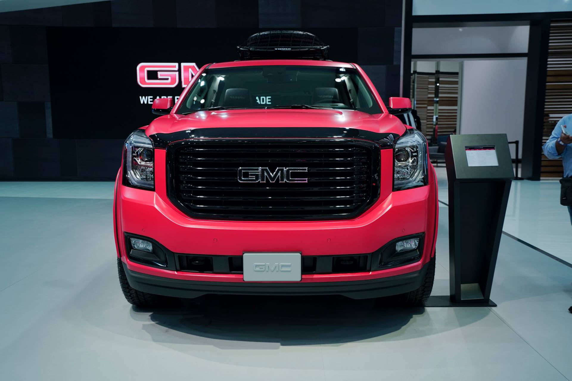 GMC Debuts Sierra And Yukon Accessory Concepts In Dubai