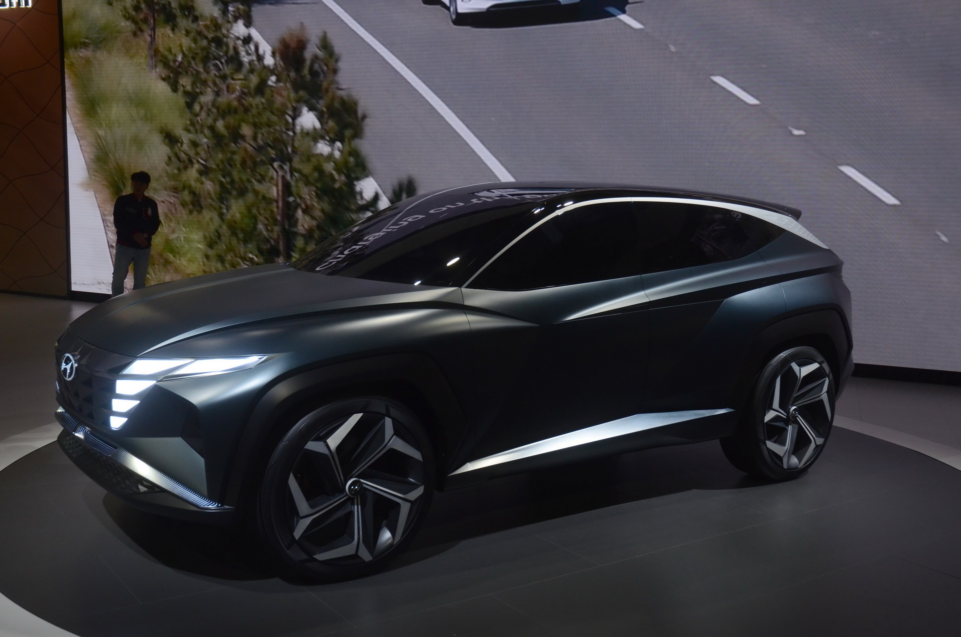Hyundai Vision T Concept Is What We’d Really Like The 2021 Tucson To Look Like