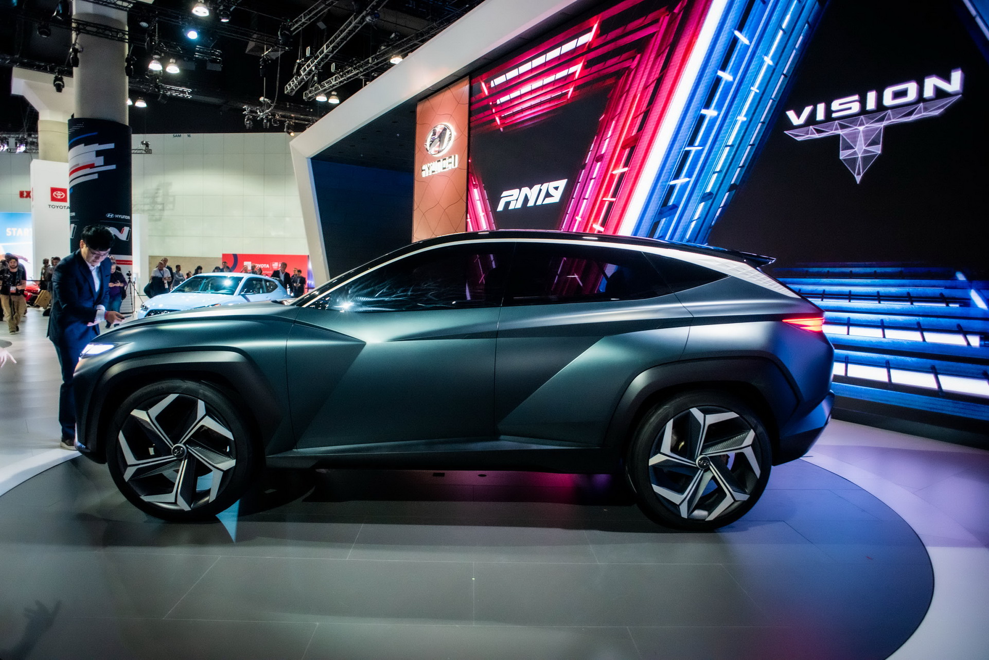 Hyundai Vision T Concept Is What We’d Really Like The 2021 Tucson To Look Like