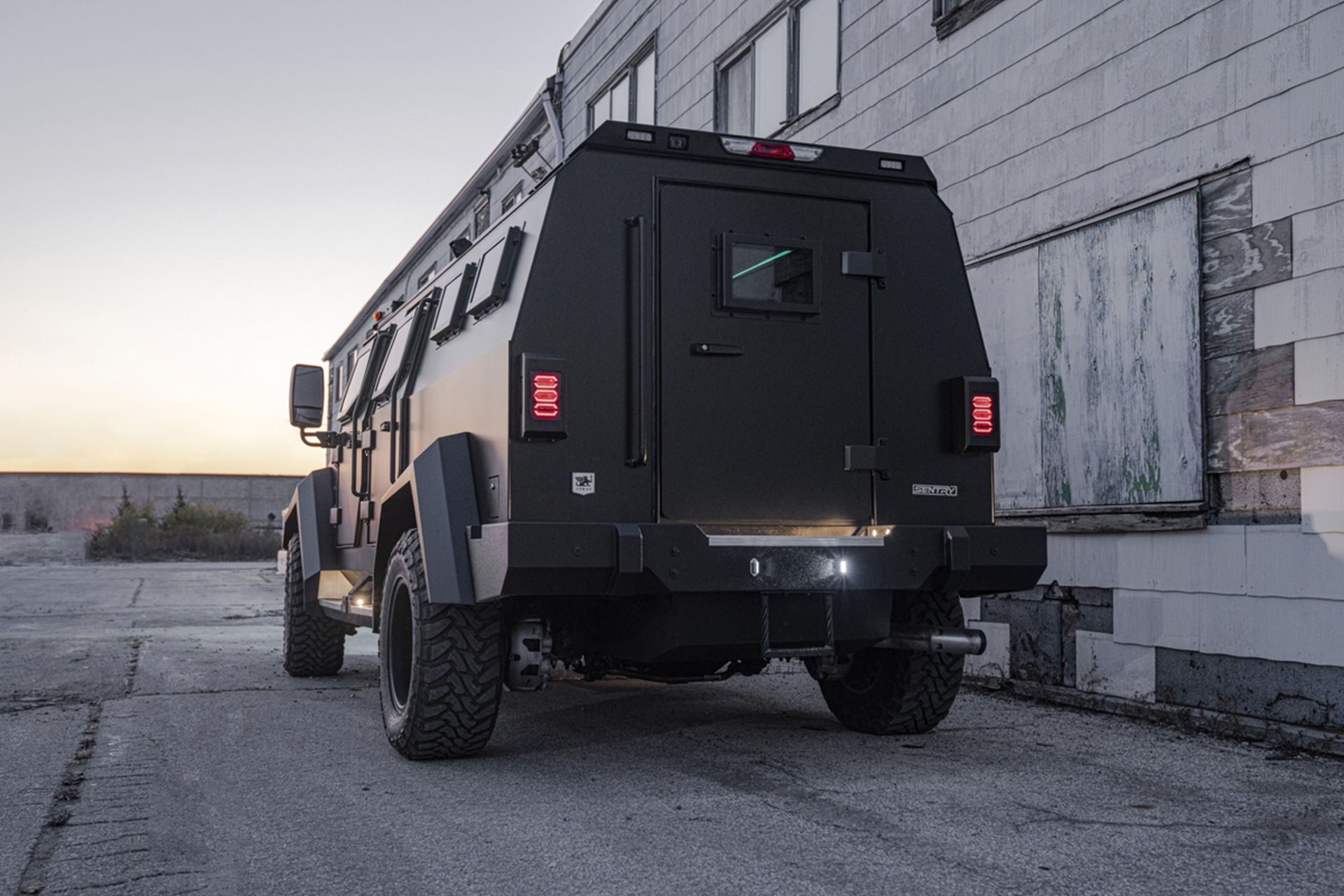 Inkas’ Armored Sentry Civilian Will Make Others Think You Belong In A SWAT Or SF Unit