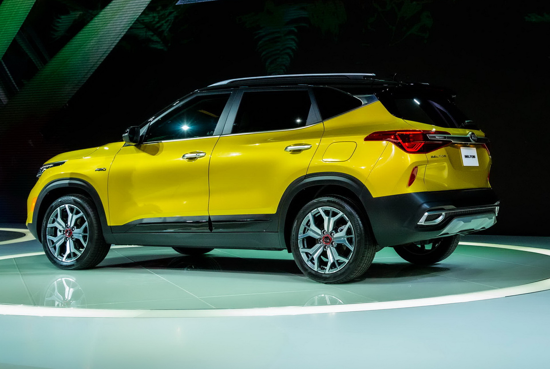 2021 Kia Seltos Wants To Become America’s “Right-Sized” Crossover