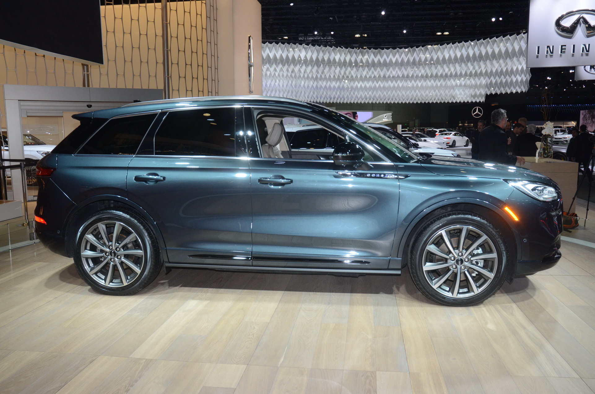 2021 Lincoln Corsair Grand Touring PHEV Has e-AWD, 266 HP And 25 Miles Electric Range