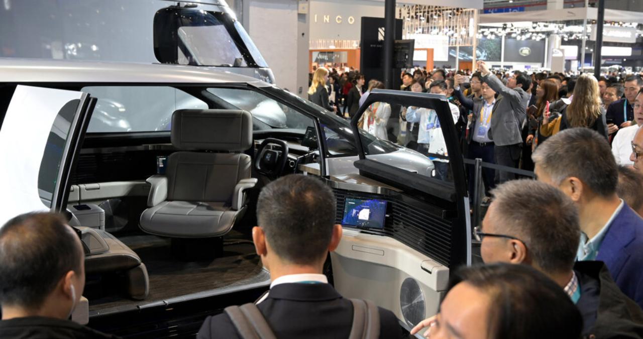 Neuron EV T-One Electric Pickup/Van Actually Exists As Pre-Production Prototype