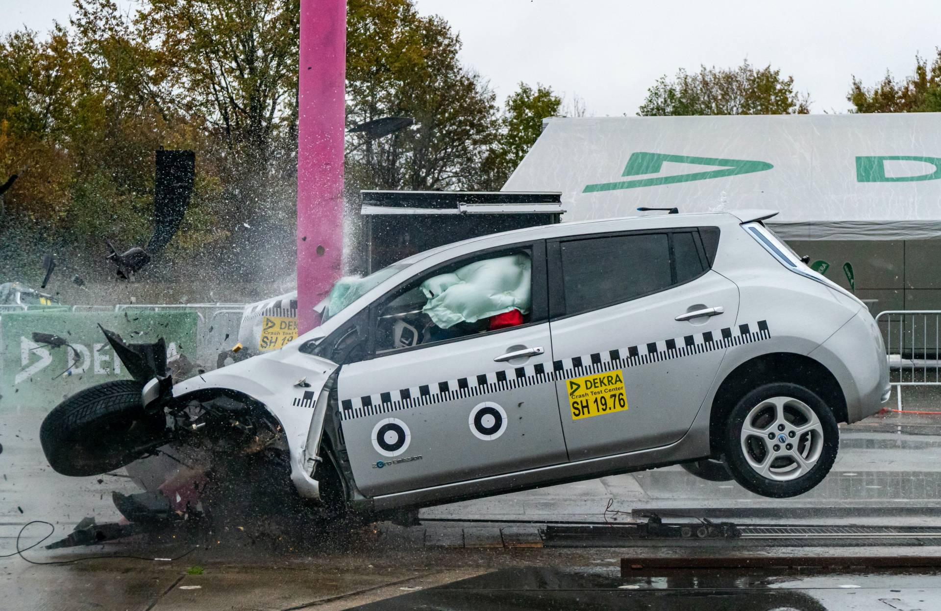 Germans Submit Nissan Leaf To Painfully Brutal Crash Tests, All For Science
