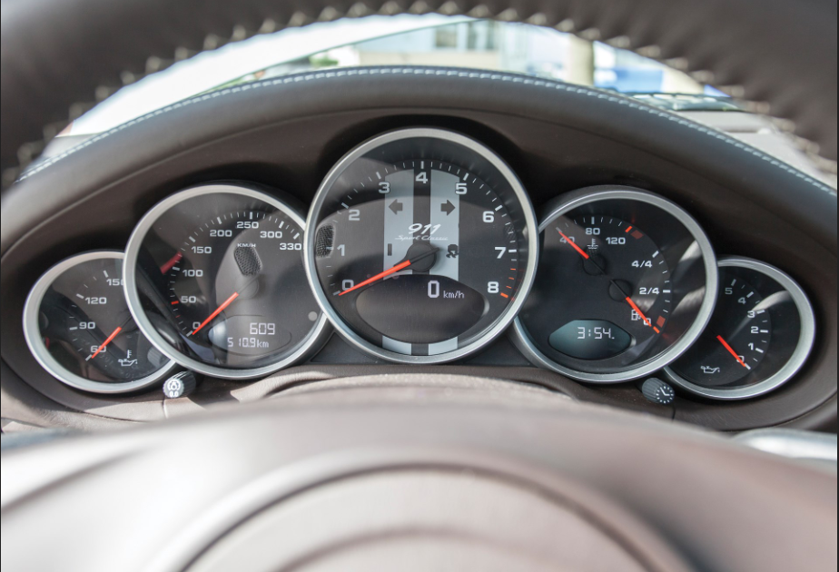 Get One Of The Very Last 2010 Porsche 911 Sport Classics For “Just” $600,000