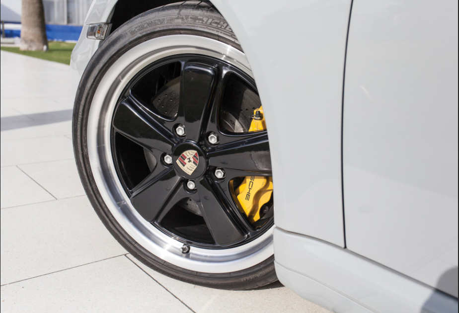 Get One Of The Very Last 2010 Porsche 911 Sport Classics For “Just” $600,000